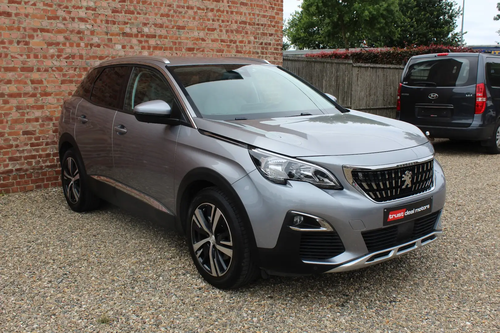 Peugeot 3008 3008 1.2 PureTech Allure * Garantie * Gris - 2