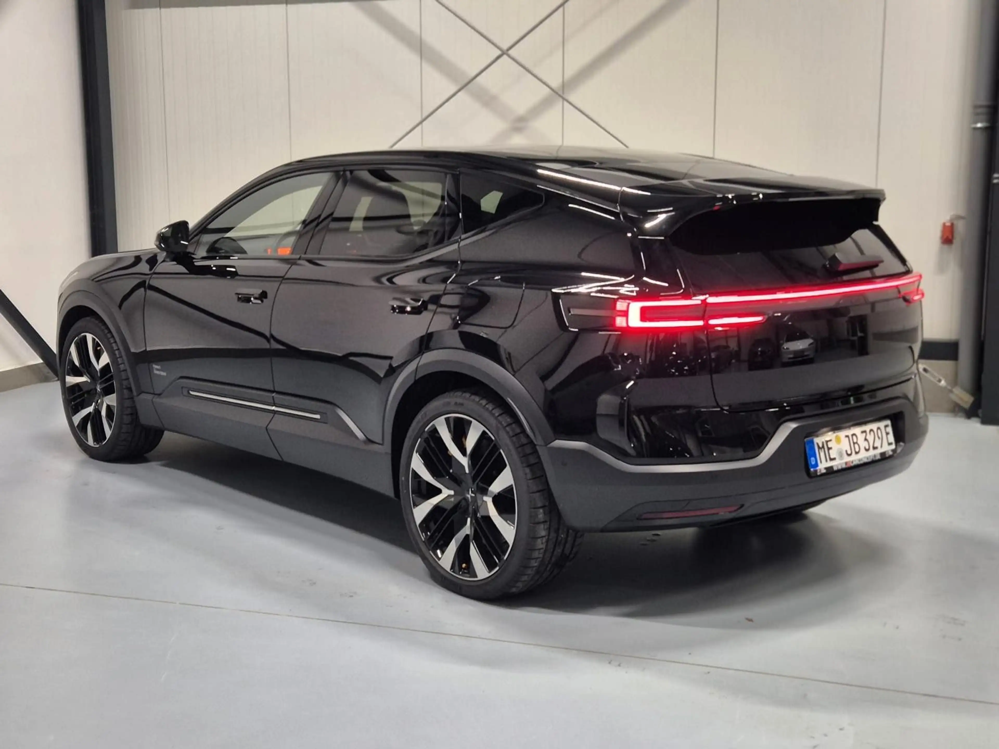 Polestar 3 Long Range Performance Pilot Plus 111kWh Pano — photo 12
