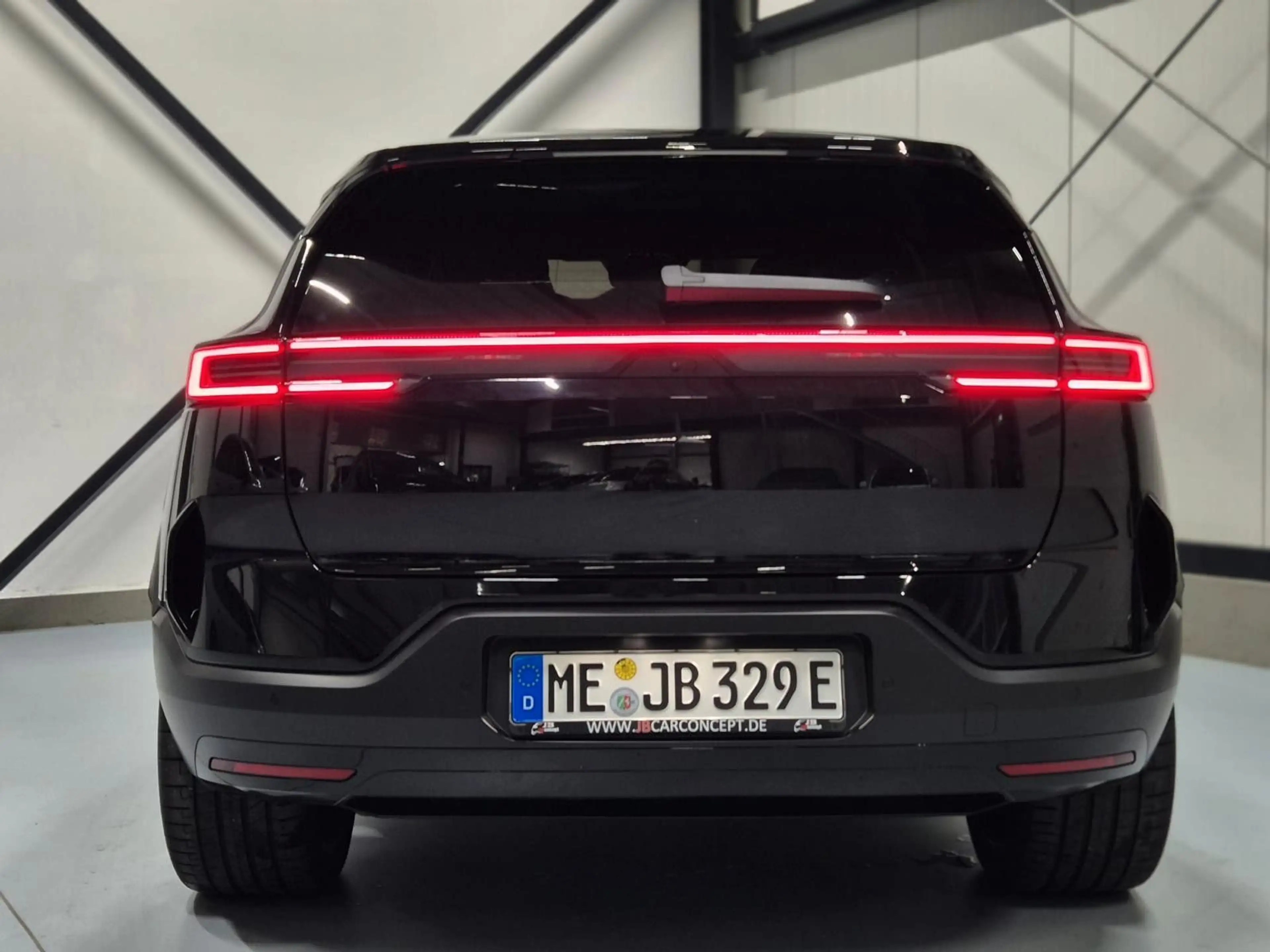 Polestar 3 Long Range Performance Pilot Plus 111kWh Pano — photo 11