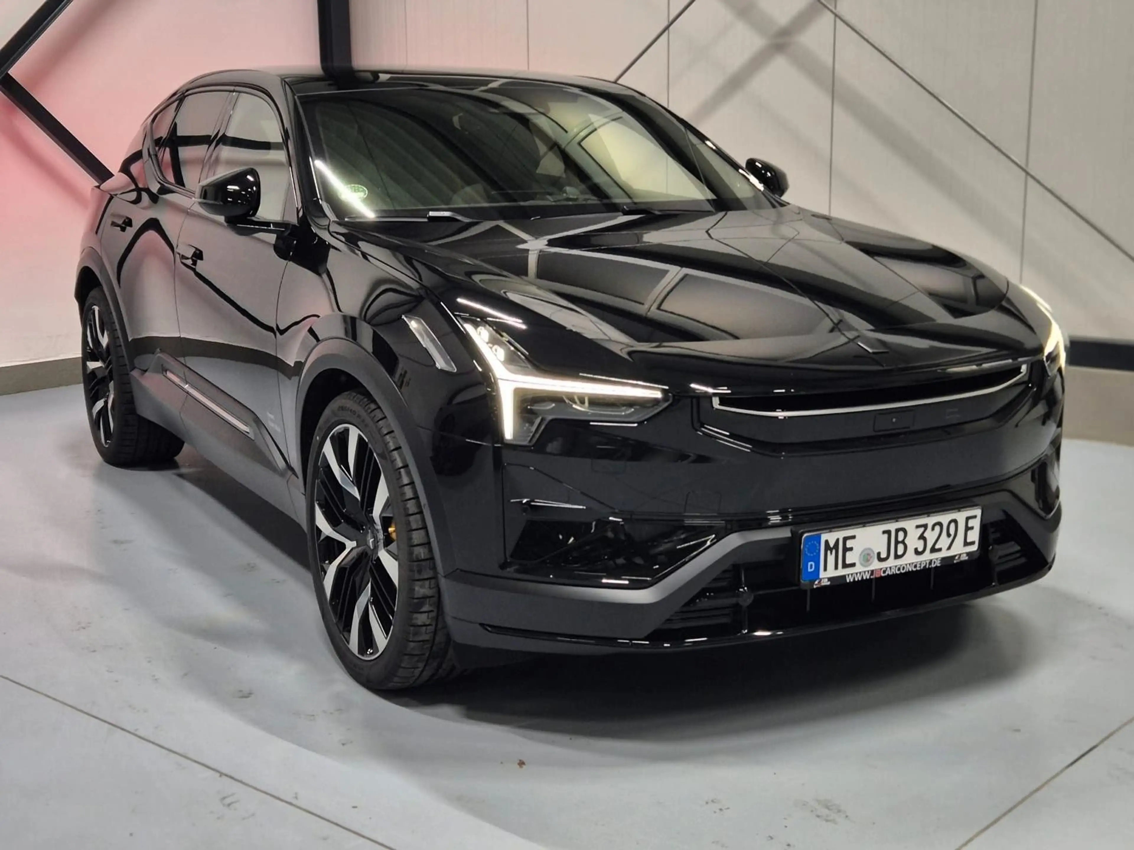Polestar 3 Long Range Performance Pilot Plus 111kWh Pano — photo 2