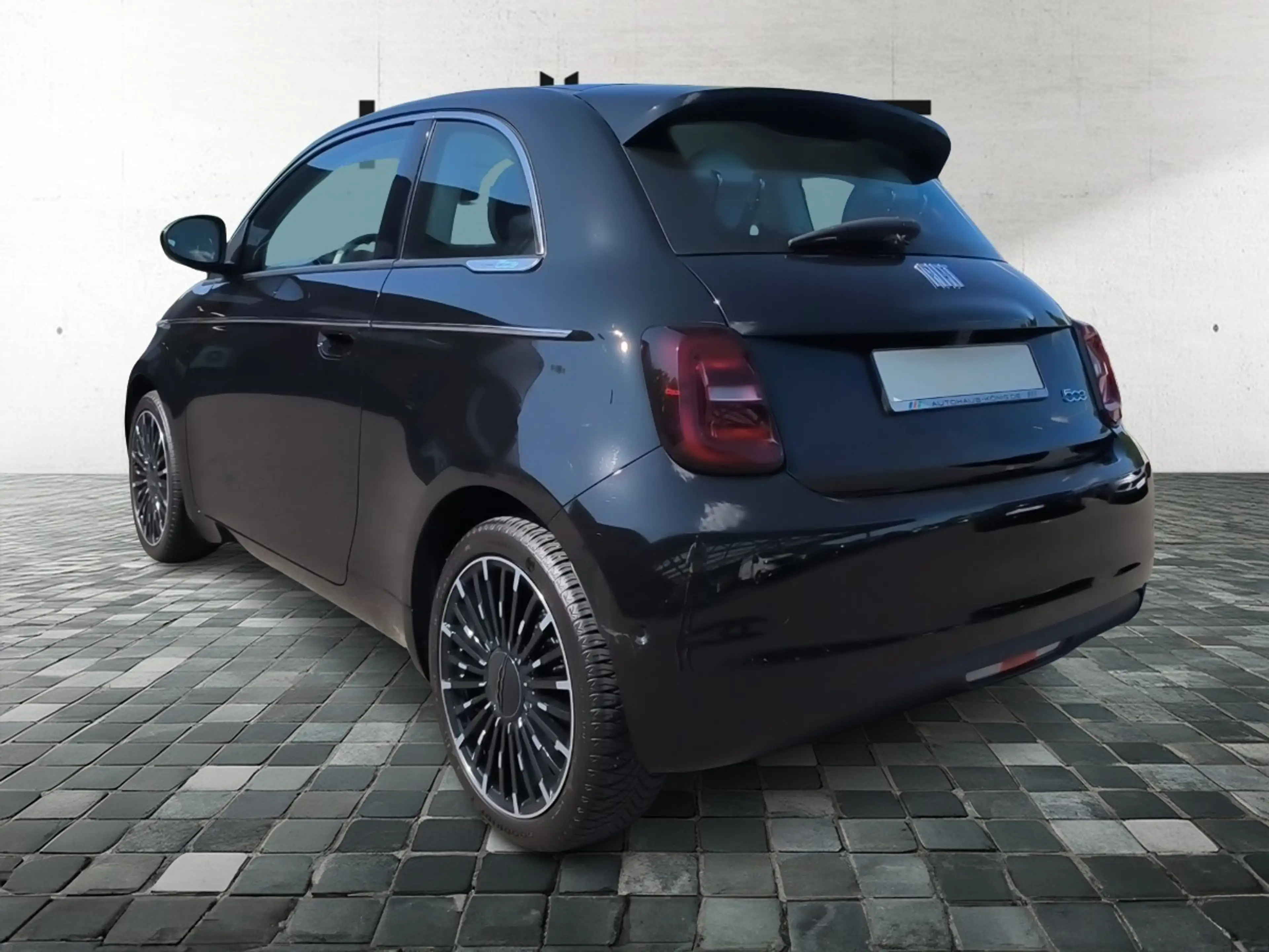 Fiat 500e By Bocelli MJ23 *KLIMA*SHZG*PDC*ALU*ALLW — photo 3