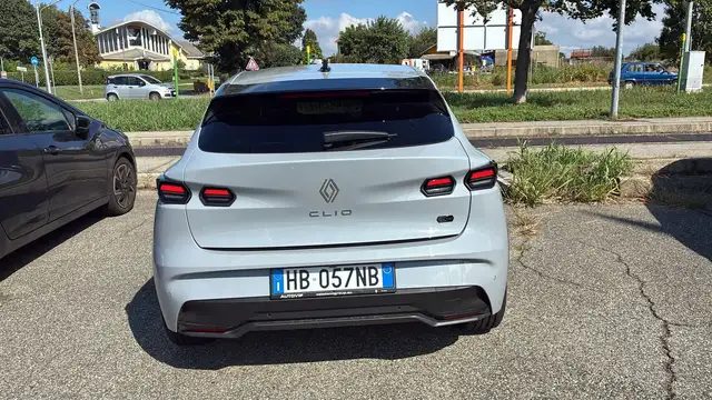Renault Clio view 3