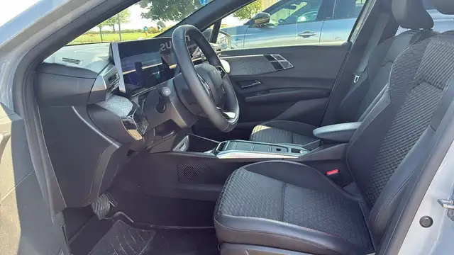 Renault Clio view 4