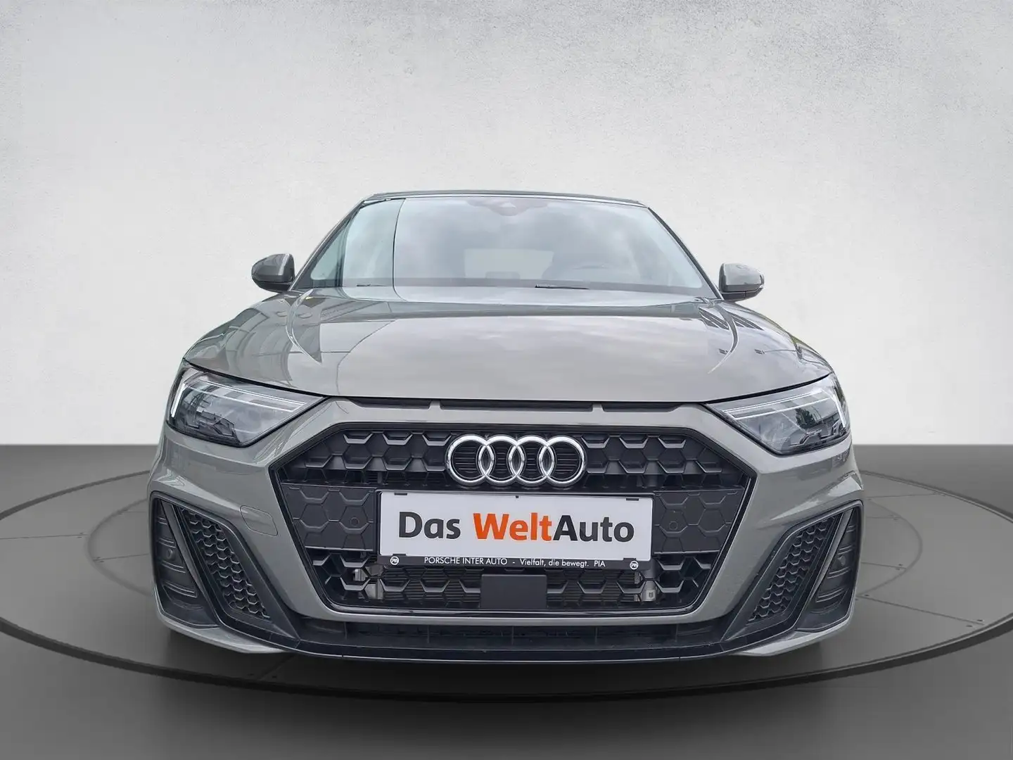 Audi A1 30 TFSI S line exterieur Grau - 2