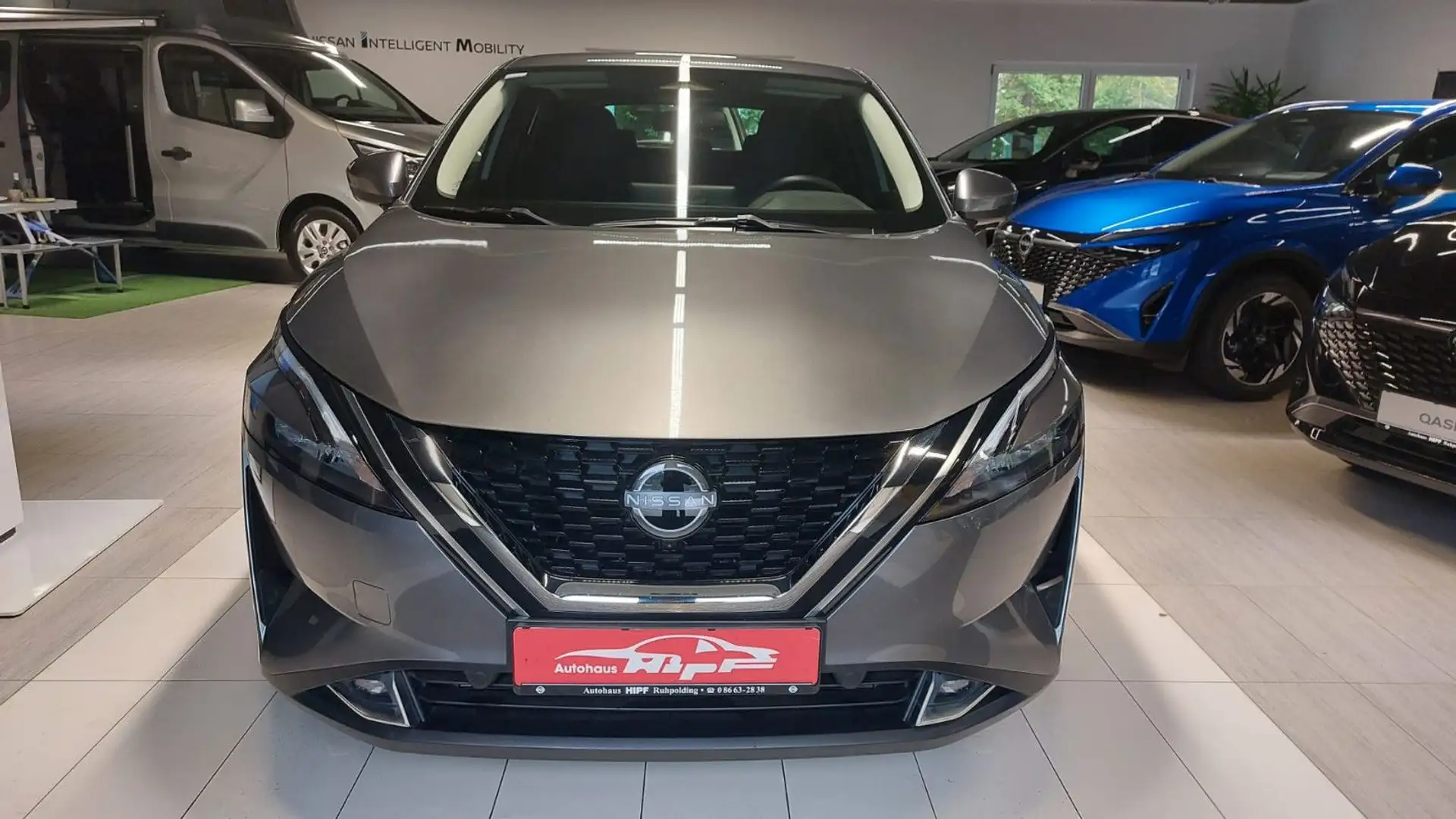 Nissan Qashqai 1.3 DIG-T MHEV 140PS Acenta+Winter+Con. Grau - 2