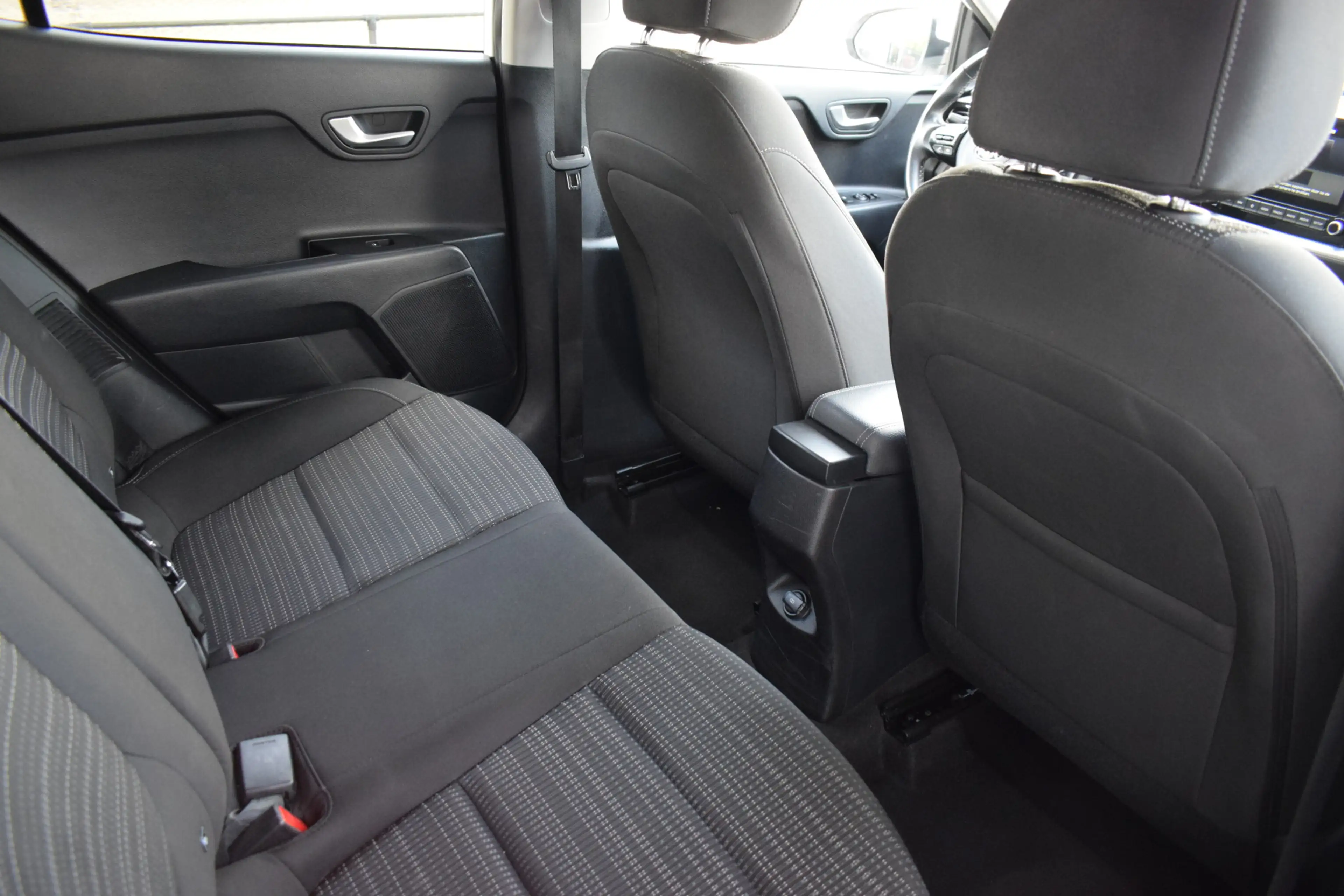 Kia Stonic 1.0 T-GDi MHEV DynamicPlusLine | Navigatie | Camer — photo 11