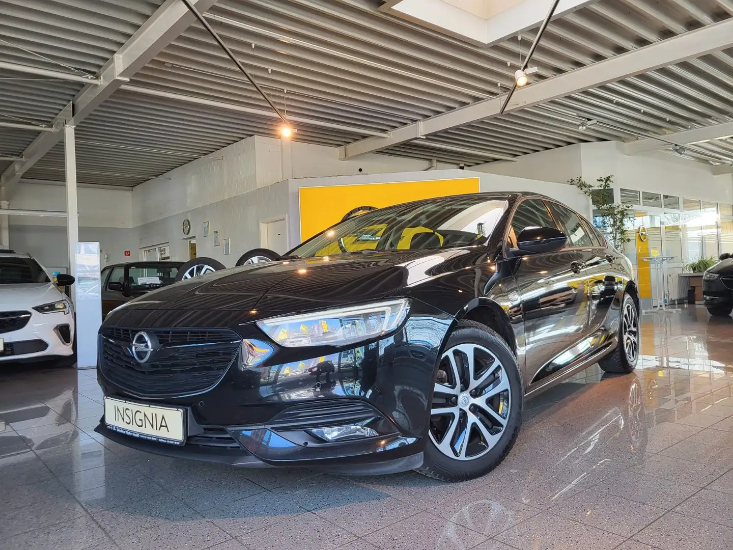 Opel Insignia B "Grand Sport Edition" LED-Licht/Navi Schwarz - 2