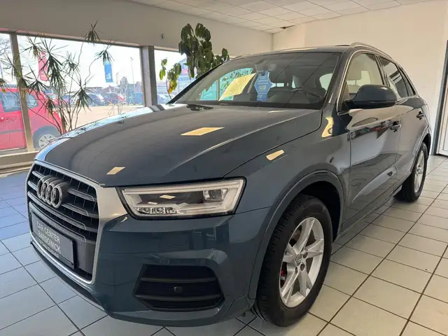 Audi Q3 Sport *Glasdach+Leder+Xenon+Navi+Sitzheizung*