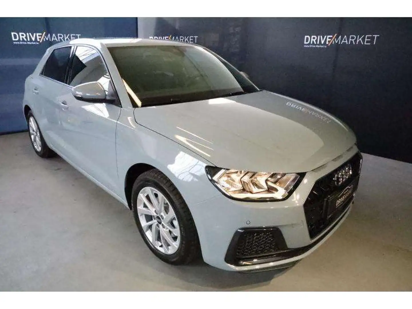 Audi A1 Advanced Grijs - 1