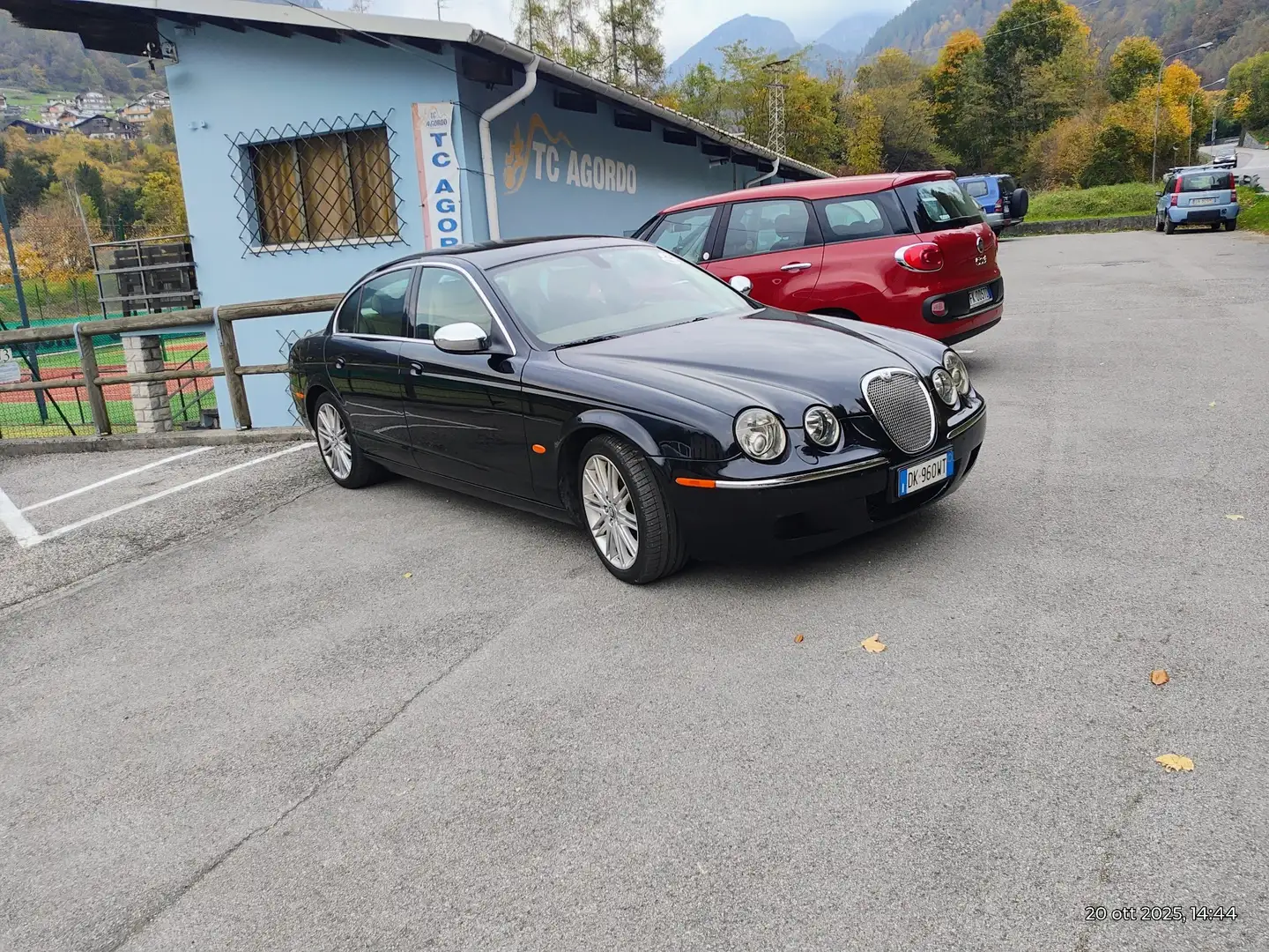 Jaguar S-Type 2.7 V6 D EXECU AUTOMAT. cambio motore km. 190000 Nero - 2