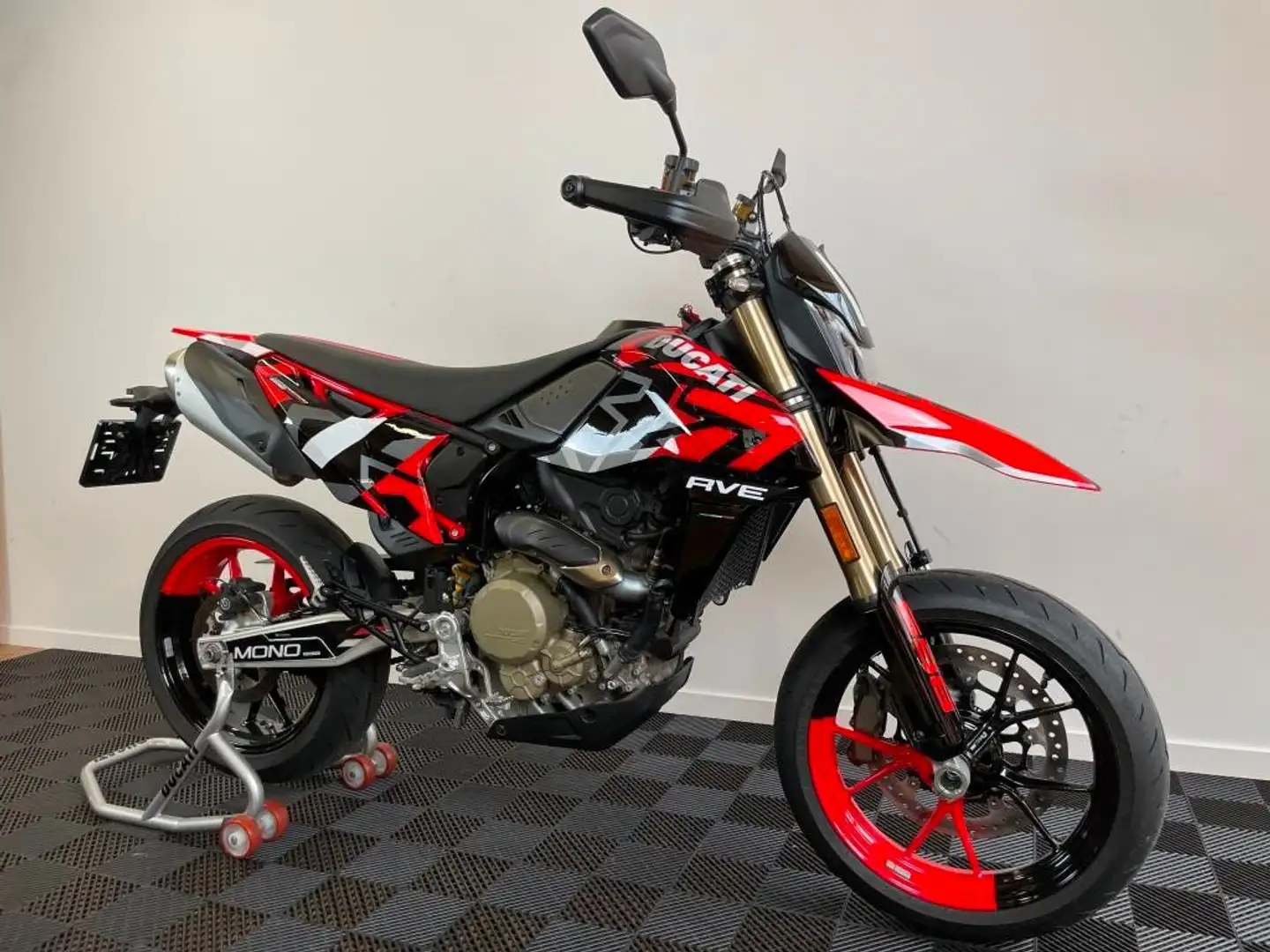 Ducati Hypermotard 698 RVE + RK Approved Rouge - 2