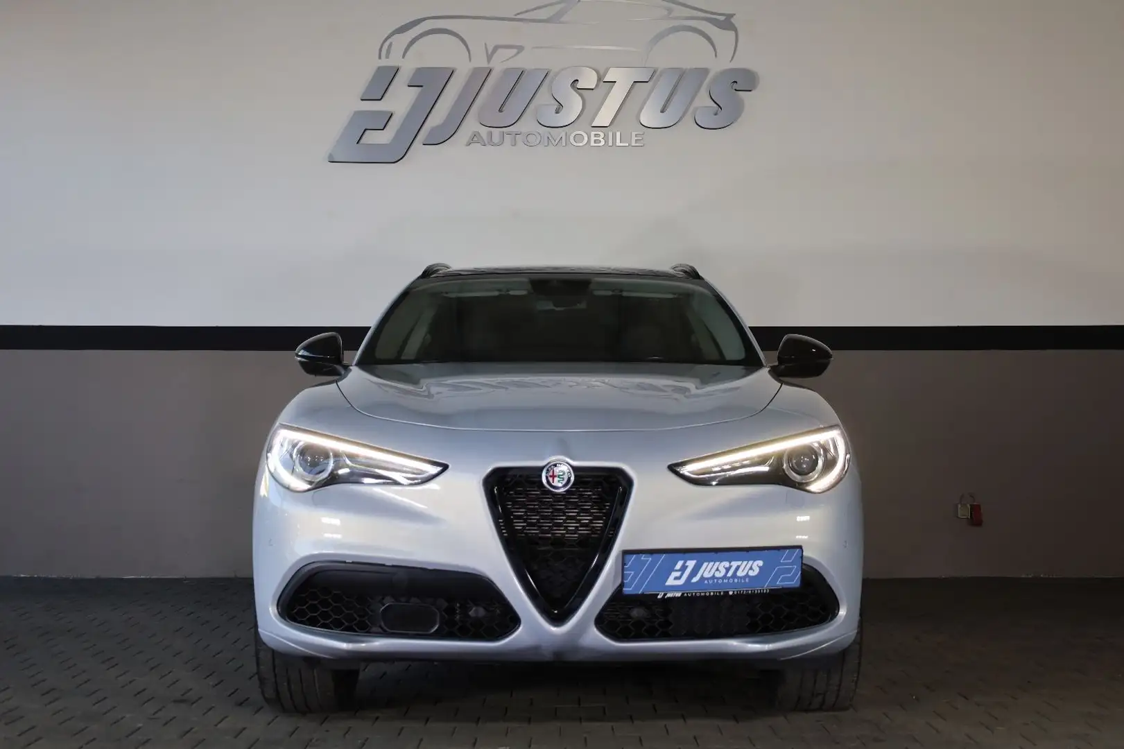 Alfa Romeo Stelvio Sport/ACC/PANO/NAVI/BTH/MFL/KAMERA/R20 Silber - 2