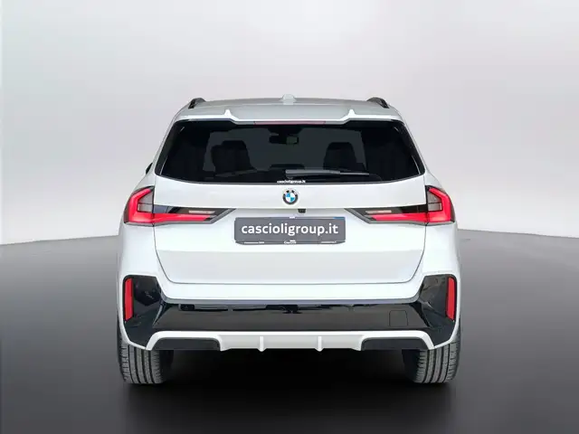 BMW X1 view 5