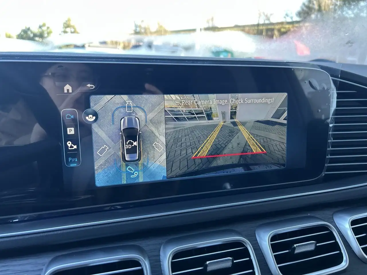 Mercedes-Benz GLE снимка Mercedes-Benz GLE
