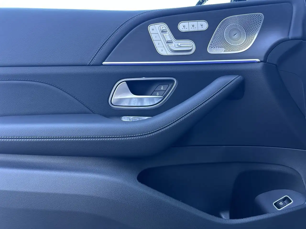 Mercedes-Benz GLE снимка Mercedes-Benz GLE