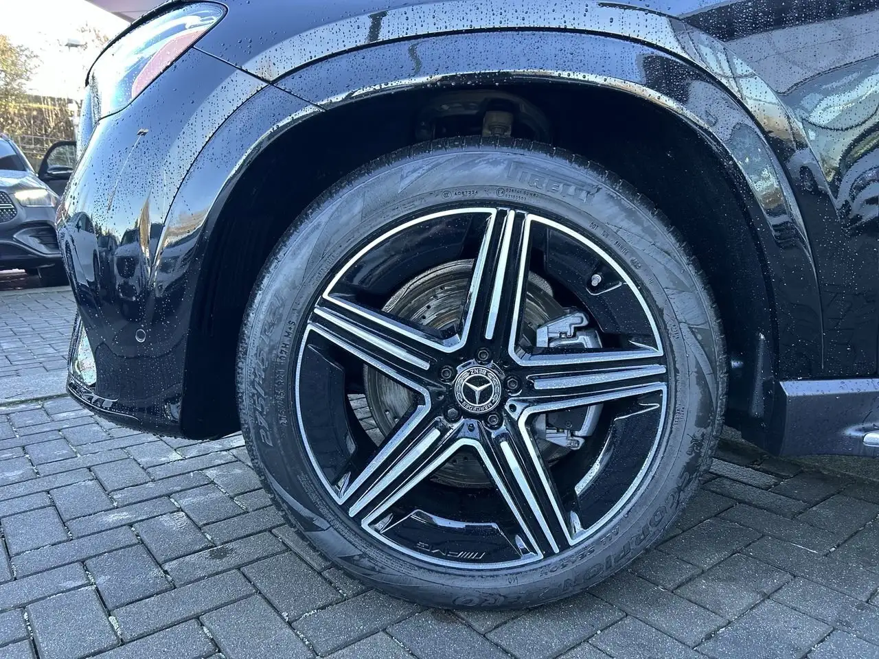Mercedes-Benz GLE снимка Mercedes-Benz GLE
