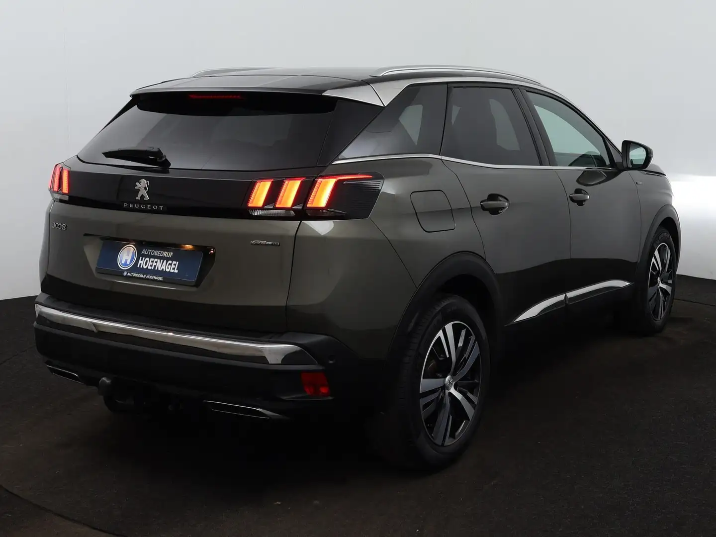 Peugeot 3008 1.2 PureTech GT Line | Carplay | Cruise Control | Grijs - 2