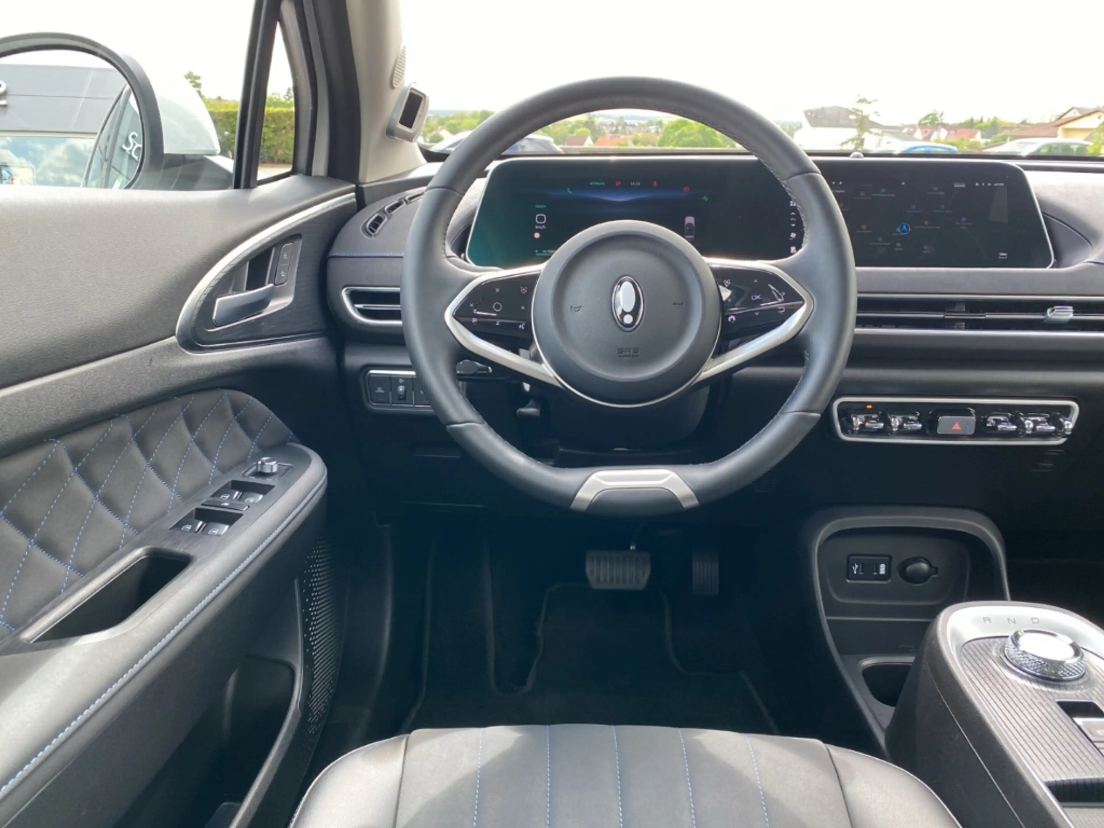 GWM ORA 03 300 Basis 48 kWh Navi Digitales Cockpit 360 Kamera — photo 11