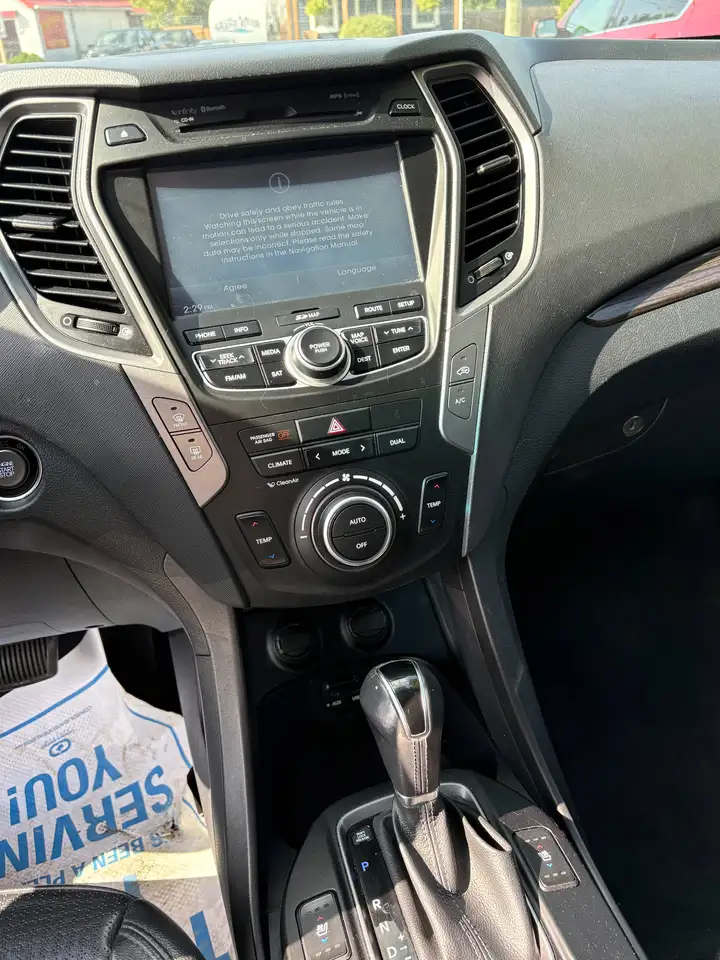 Hyundai SANTA FE снимка Hyundai SANTA FE