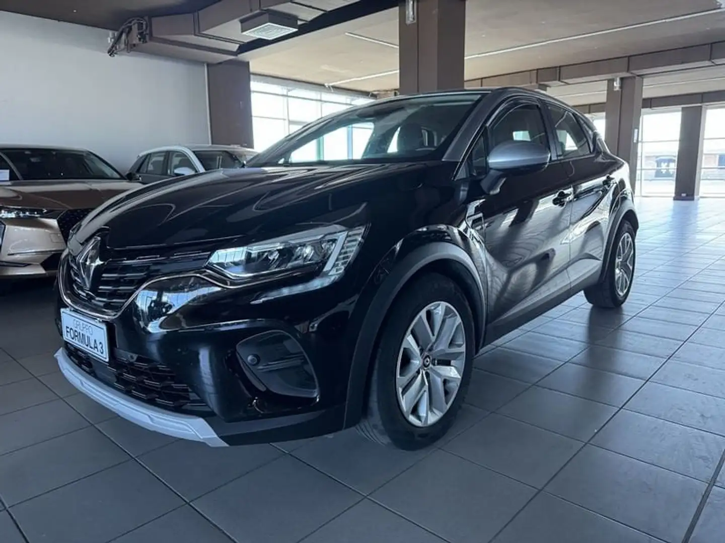 Renault Captur Hybrid E-Tech 145 CV Techno Nero - 1