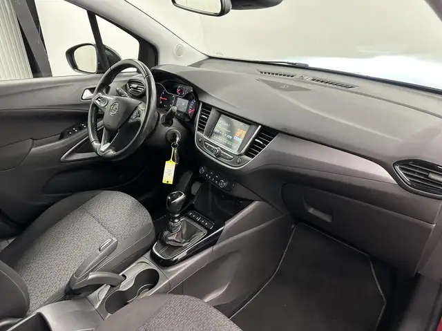 Opel Crossland view 12