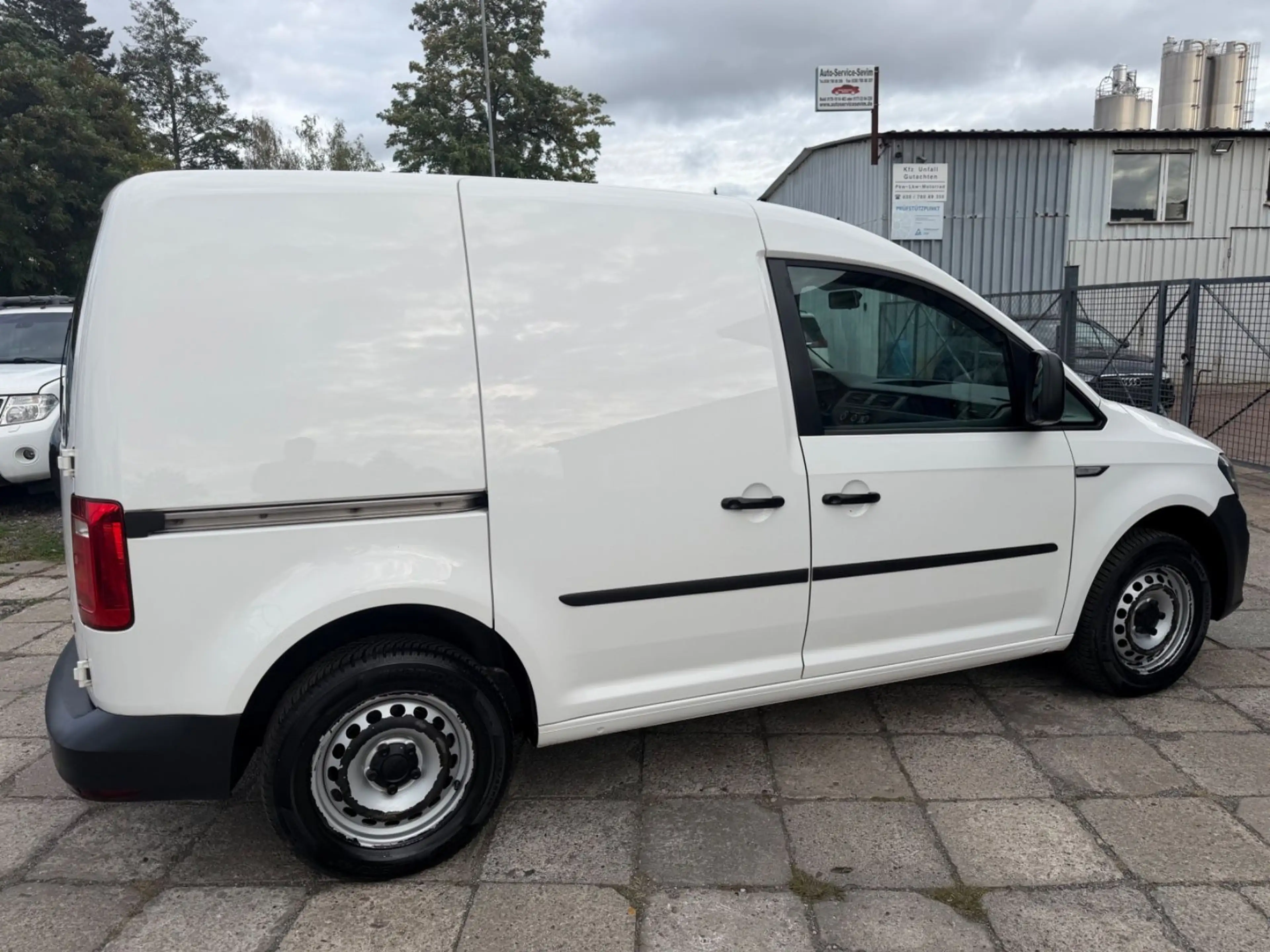 Volkswagen Caddy Kasten*SCHECKHEFT*TOP AUSSTATTUNG*PDC*TEMP — photo 5