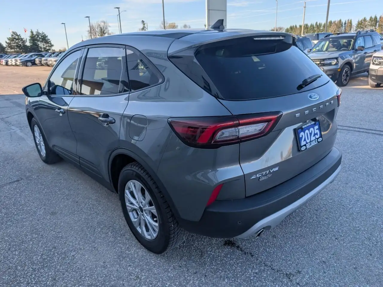 Ford Escape снимка Ford Escape