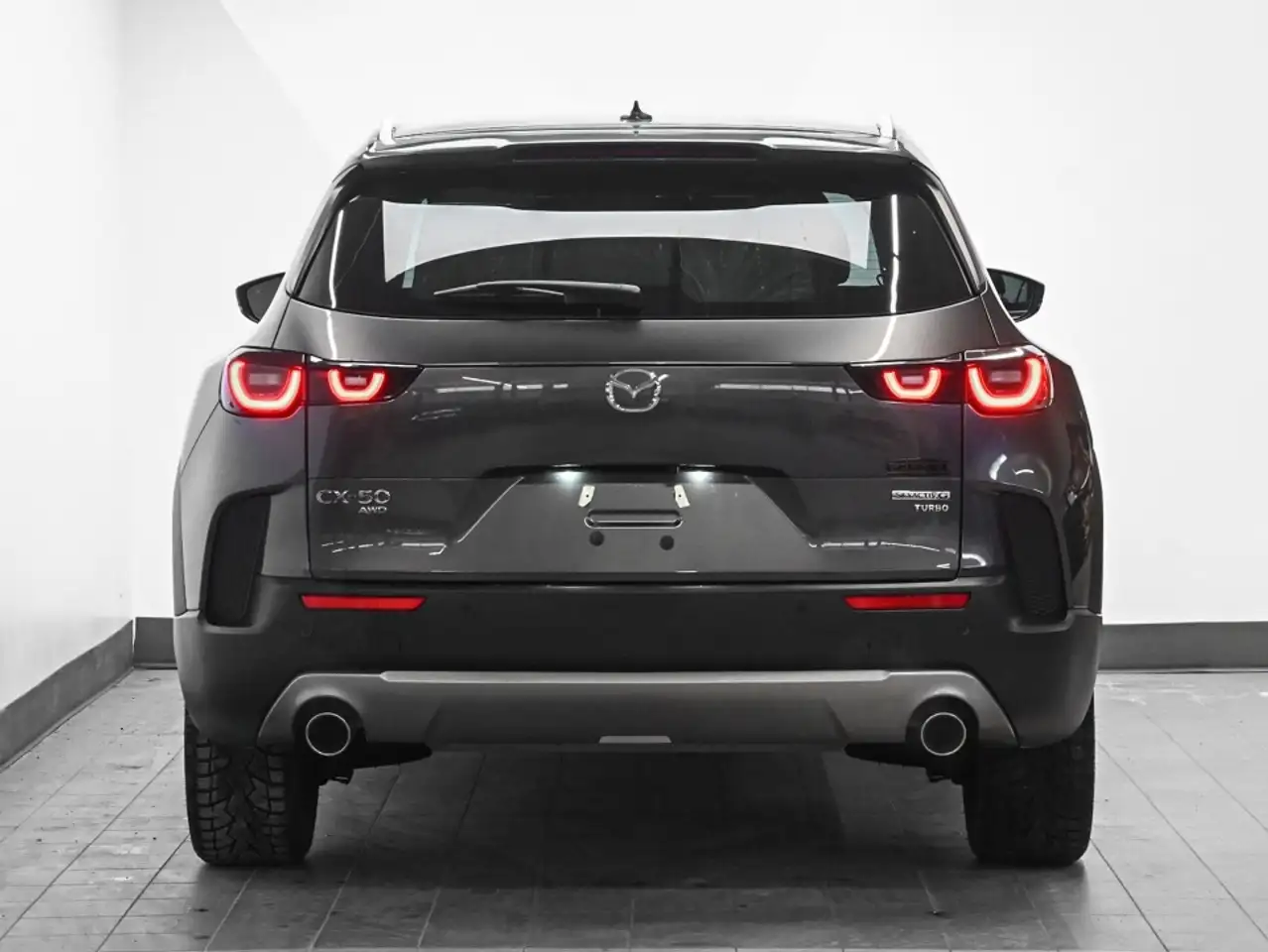 Mazda CX-50 снимка Mazda CX-50
