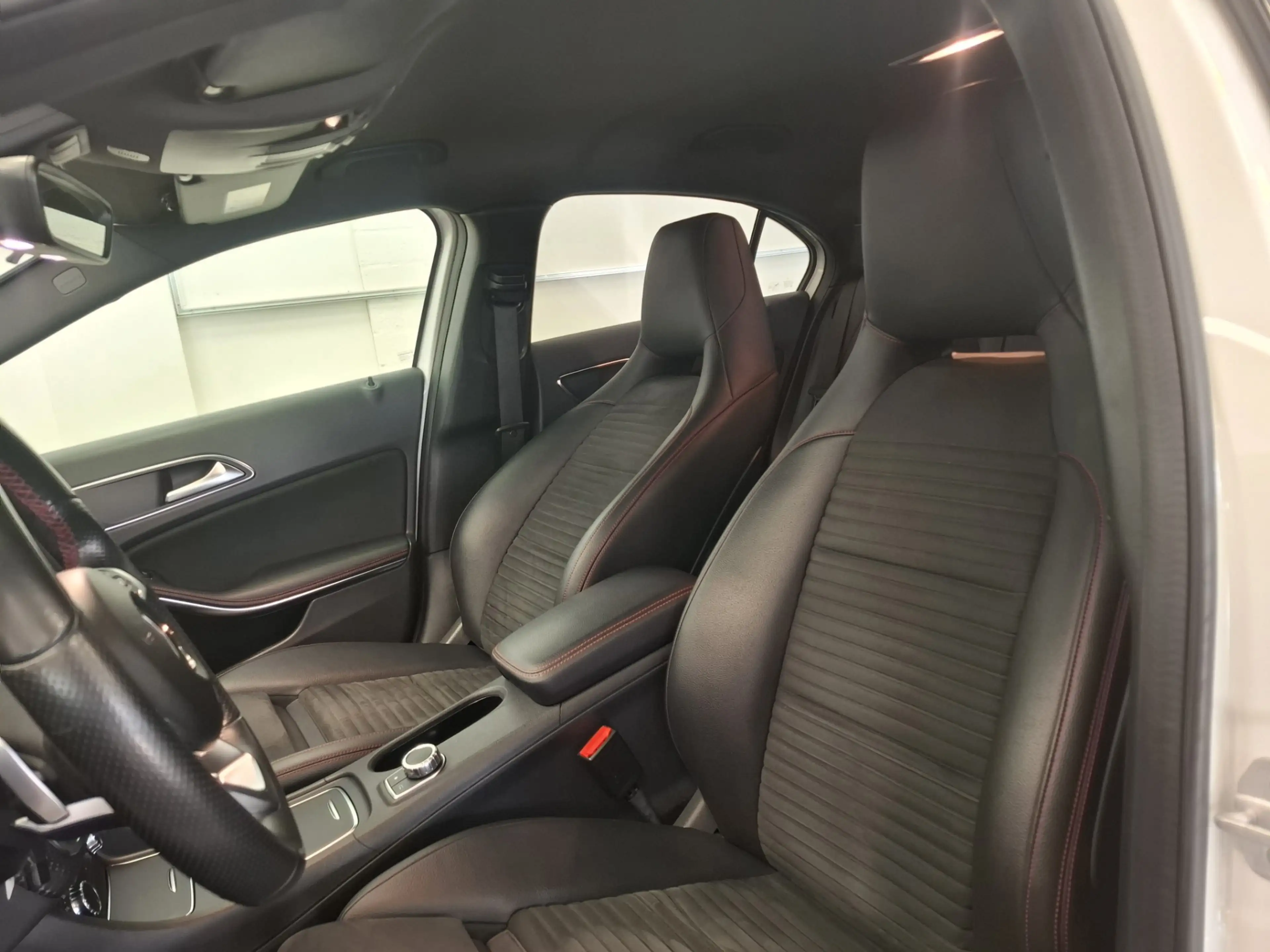 Mercedes-Benz A 180 AMG Night Edition Plus Camera Xenon LED Leder Mooi — photo 8