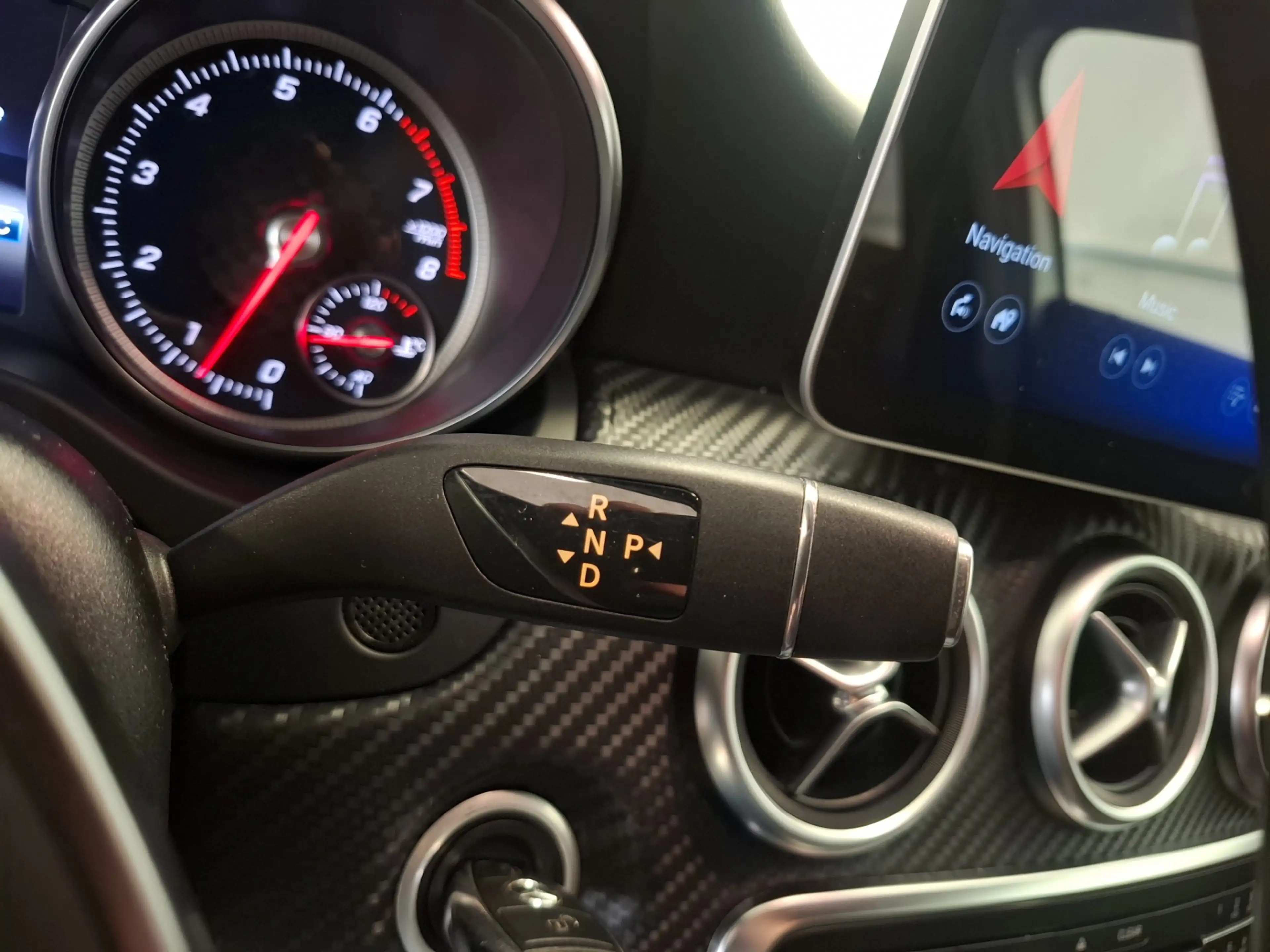 Mercedes-Benz A 180 AMG Night Edition Plus Camera Xenon LED Leder Mooi — photo 14