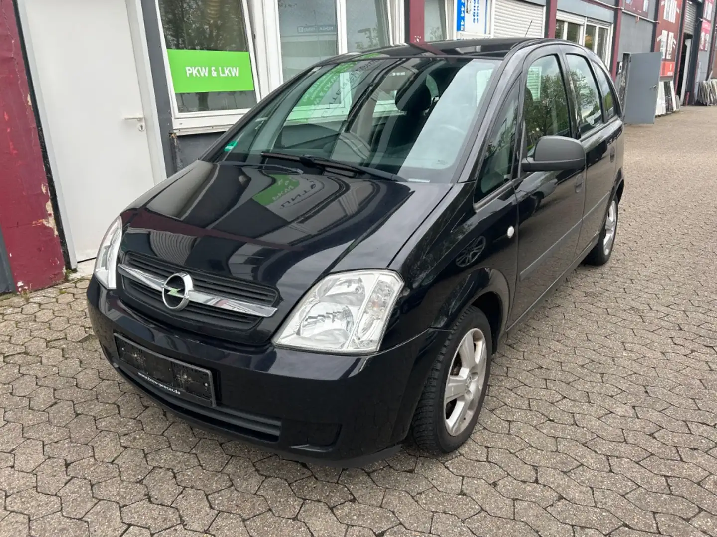Opel Meriva Basis Negro - 2