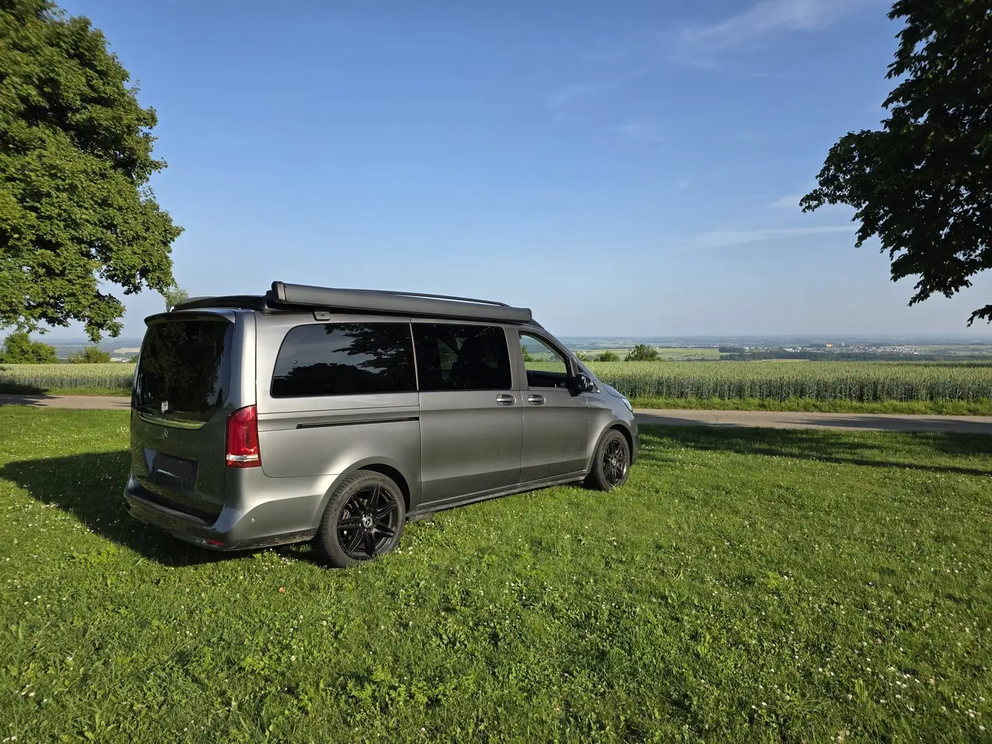 Mercedes-Benz Marco Polo Marco Polo 300 d 4MATIC (AWD) 300 d 4MATIC siva - 1