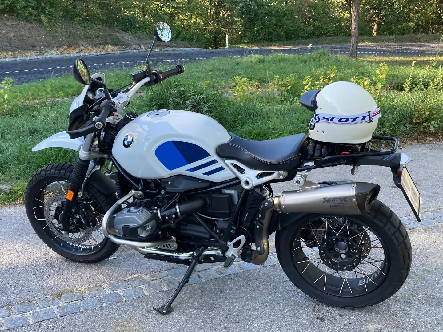 BMW R nineT Urban G/S Naked Bike Weiß - 1