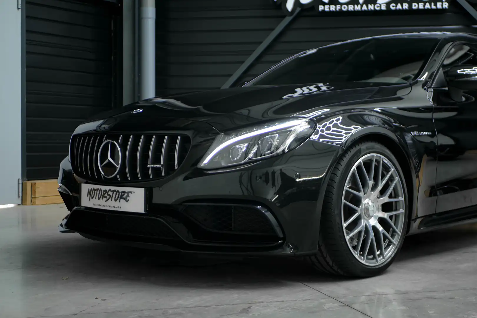 Mercedes-Benz C 63 AMG Classe C Coupé 63 Mercedes-AMG SPEEDSHIFT Noir - 2