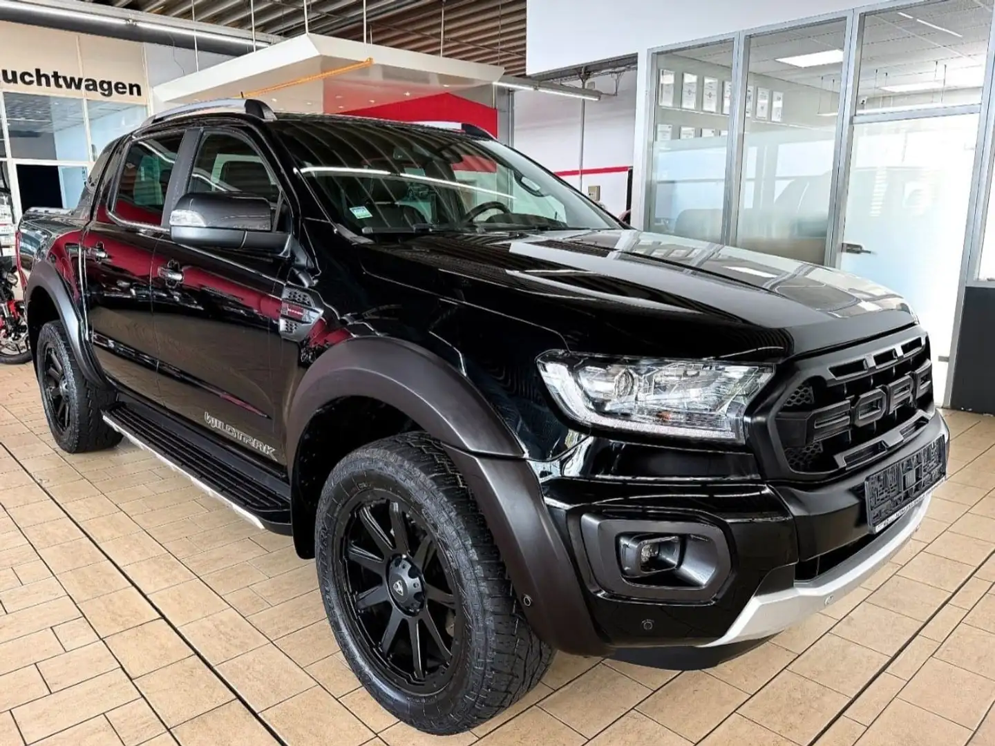 Ford Ranger 2,0 l TDCi Panther Autm. Wildtrak Schwarz - 1