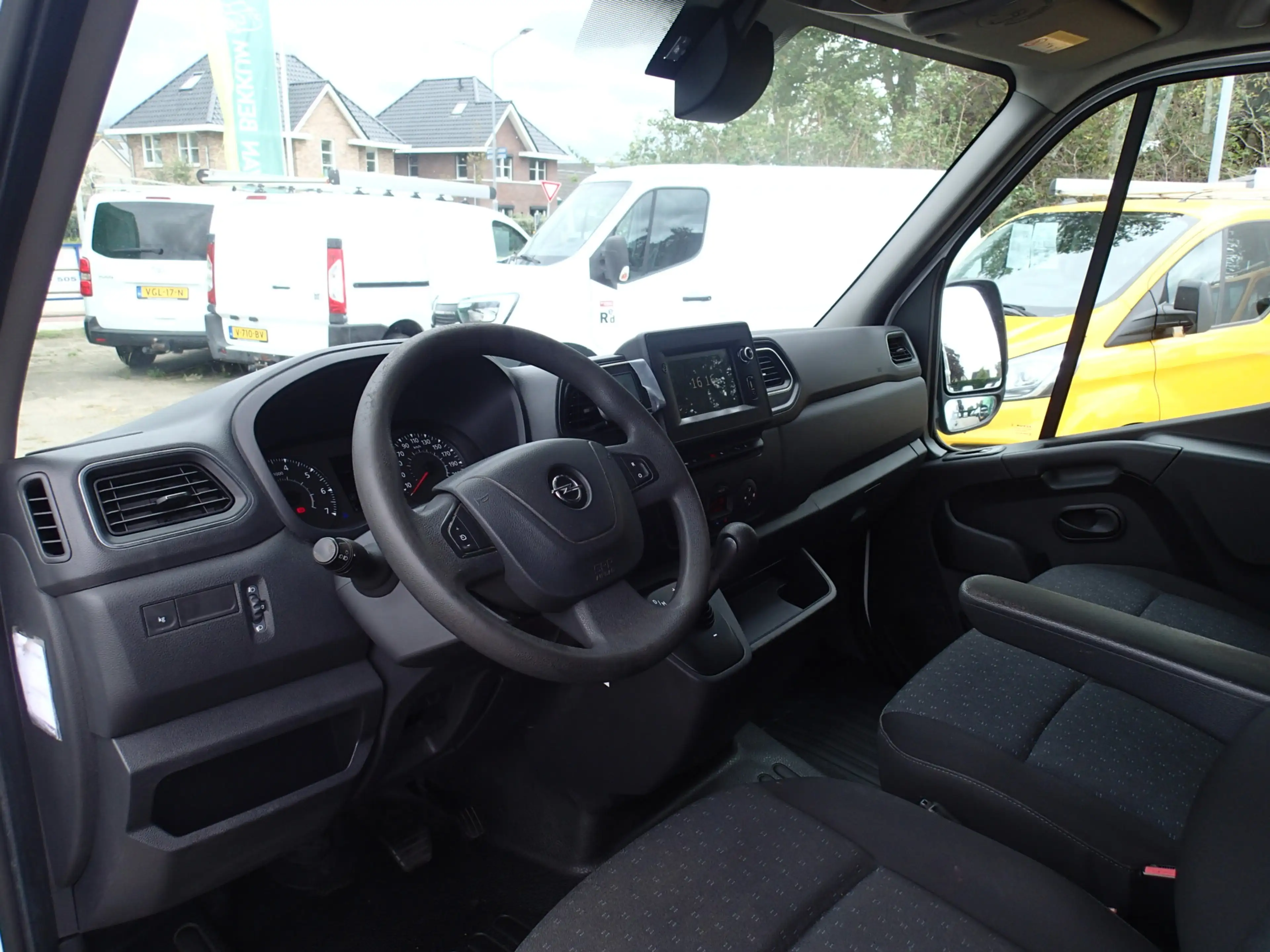 Opel Movano 2.3 Turbo L2H3 VOORZIEN VAN AIRCO+CRUISE+ AUTOMAAT — photo 13