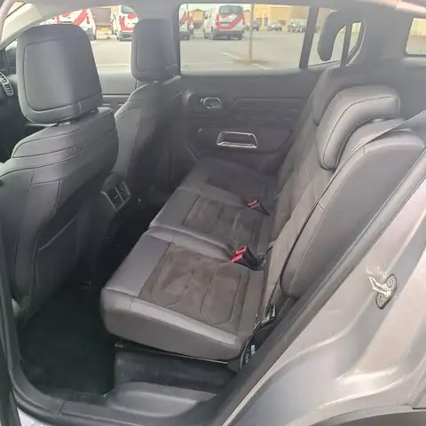 Citroen C5 Aircross view 9