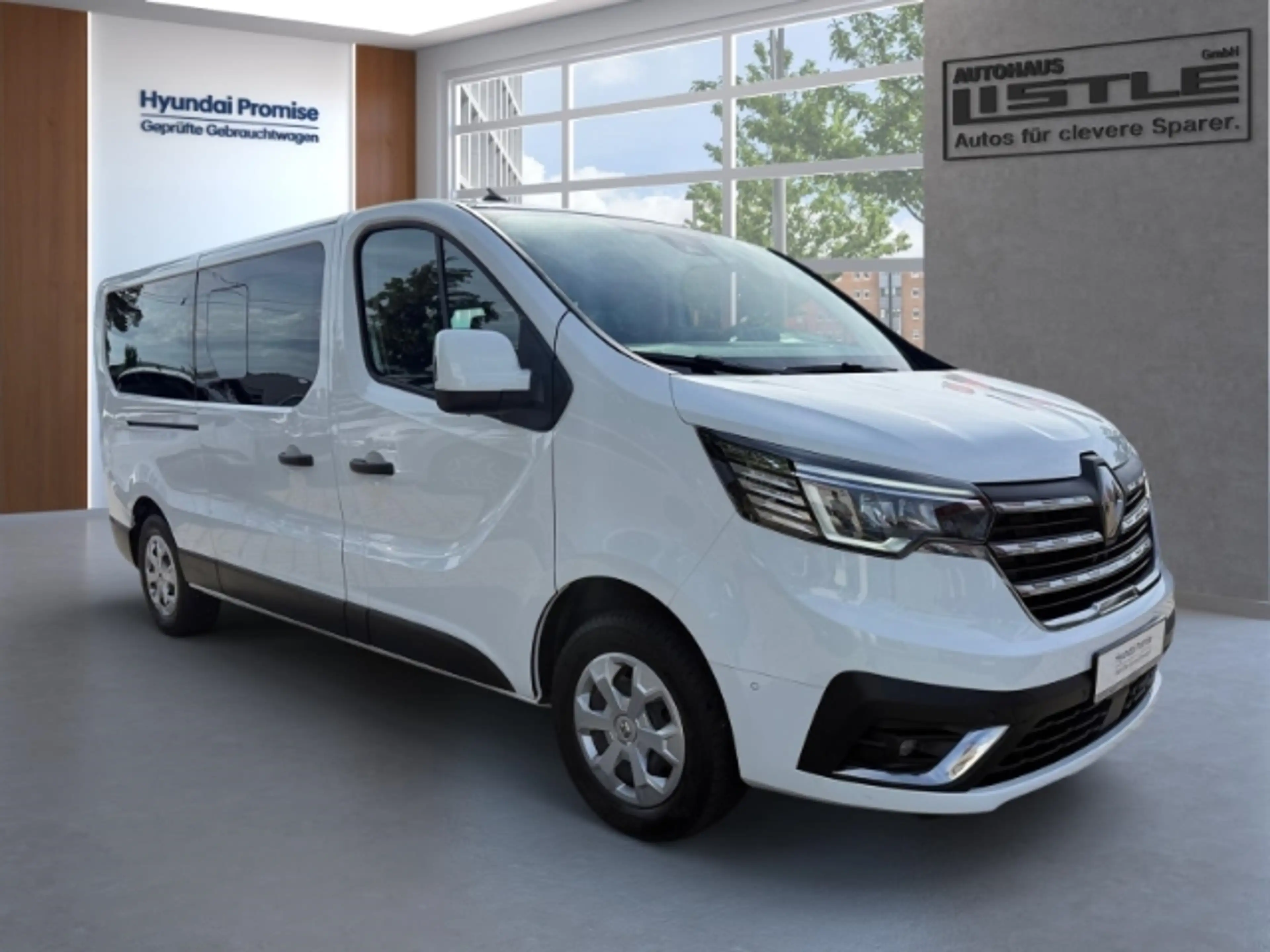 Renault Trafic Combi L2H1 3,0t Life +CARPLAY+KLIMA+SHZ+UVM+ — photo 2