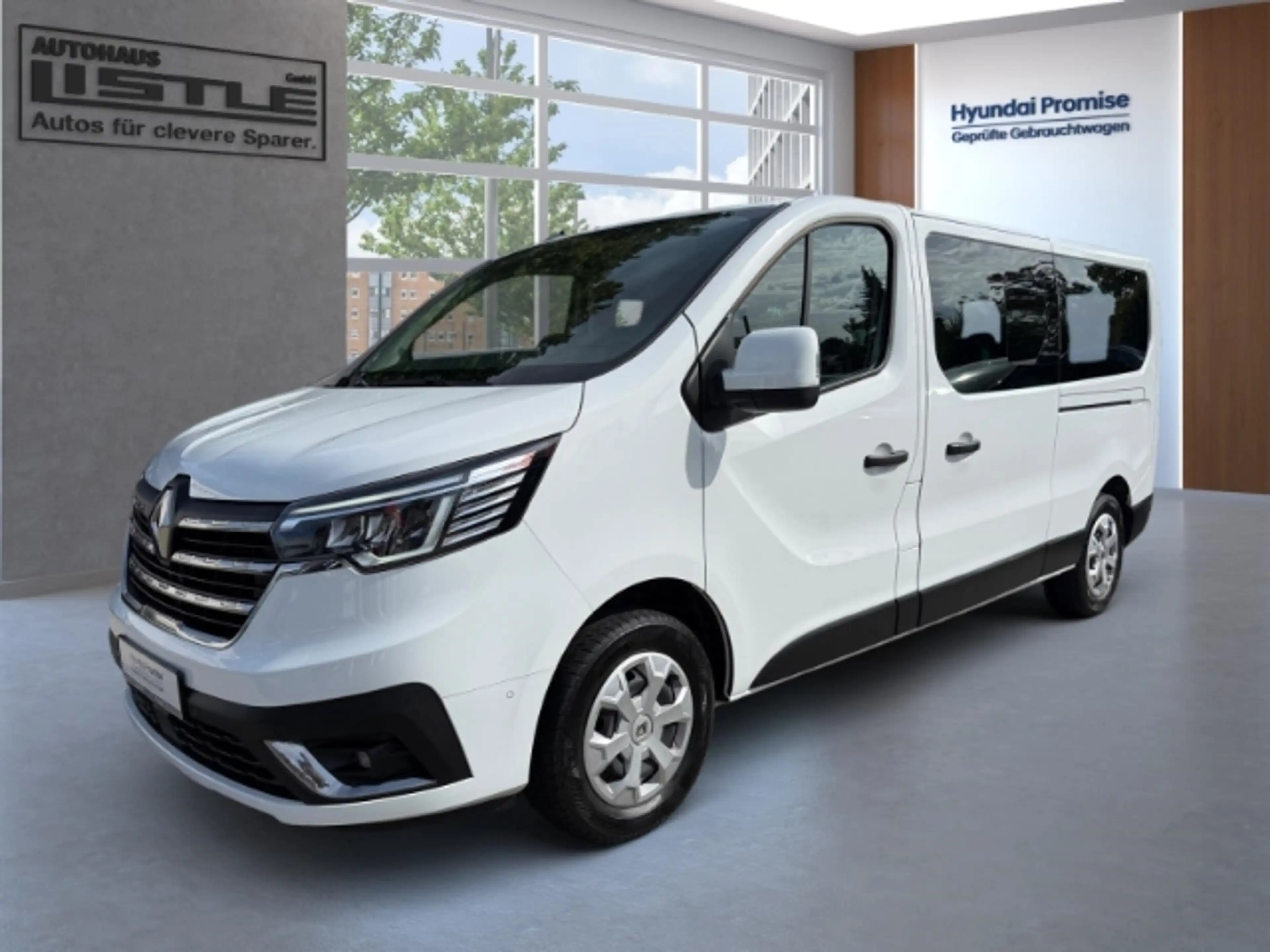 Renault Trafic Combi L2H1 3,0t Life +CARPLAY+KLIMA+SHZ+UVM+