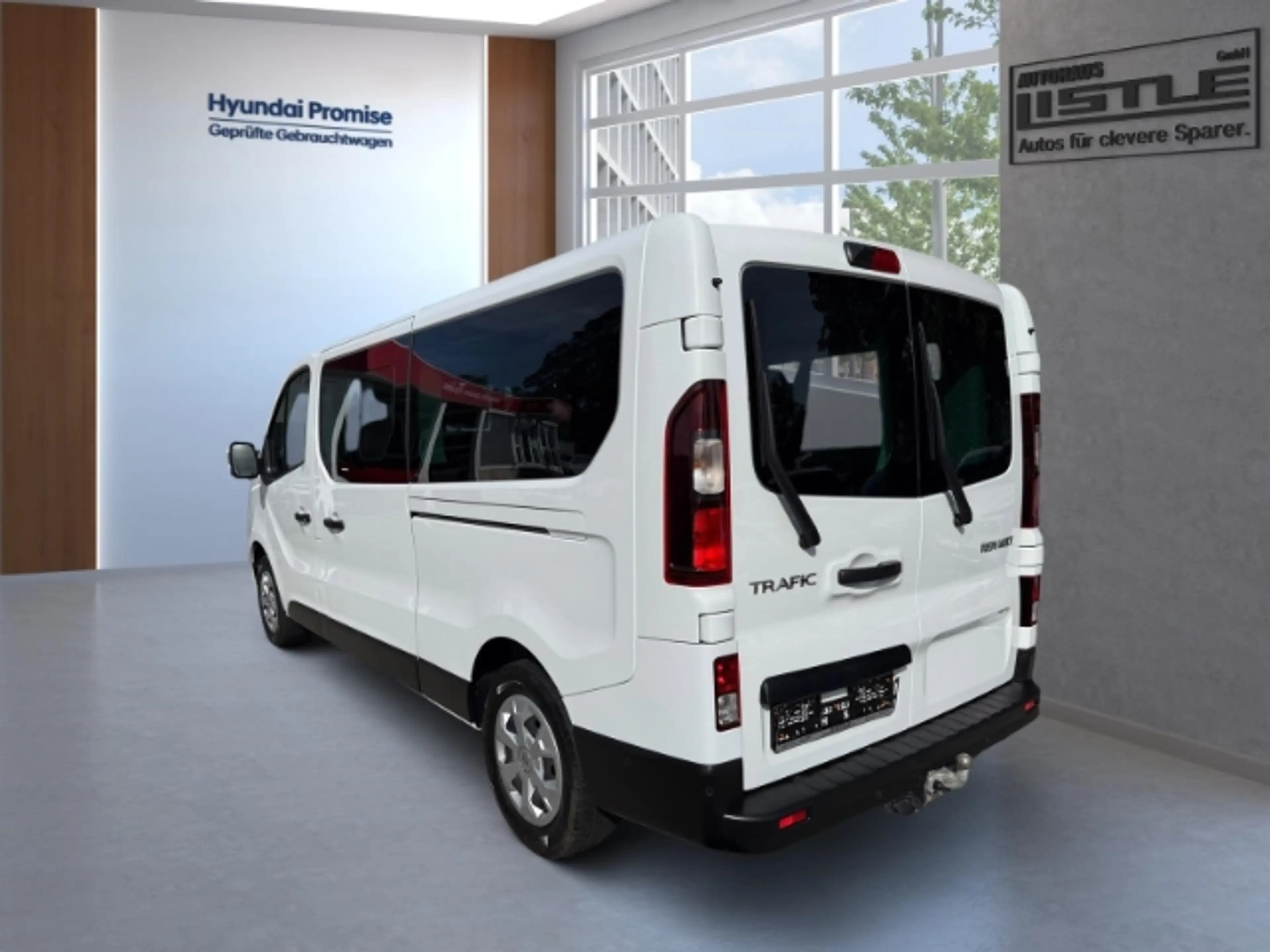 Renault Trafic Combi L2H1 3,0t Life +CARPLAY+KLIMA+SHZ+UVM+ — photo 4