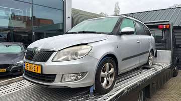 Combi 1.2 TDI Greenline - ALTERNATOR DEFECT - FRON