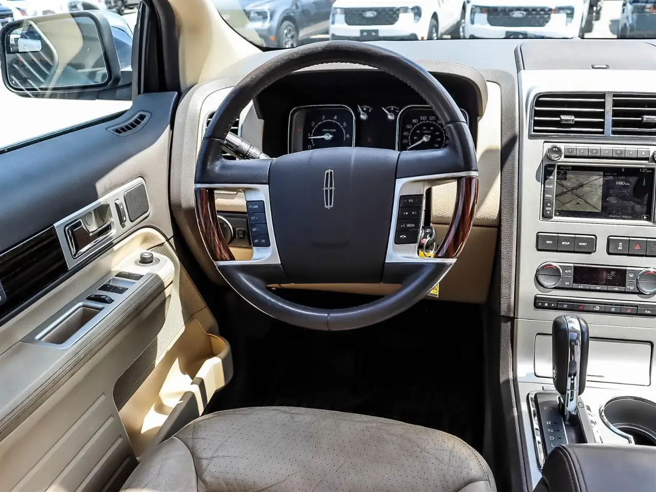 Lincoln MKX снимка Lincoln MKX