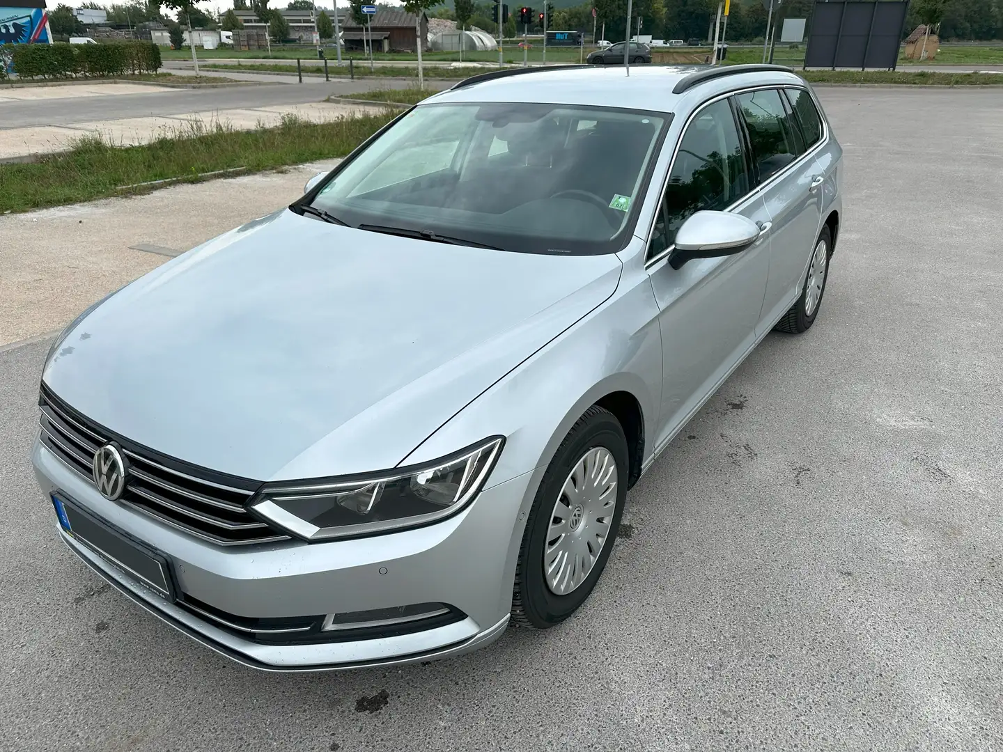 Volkswagen Passat Variant Passat  2.0 TDI SCR DSG Comfortline NAVI ACC AHK Argent - 1
