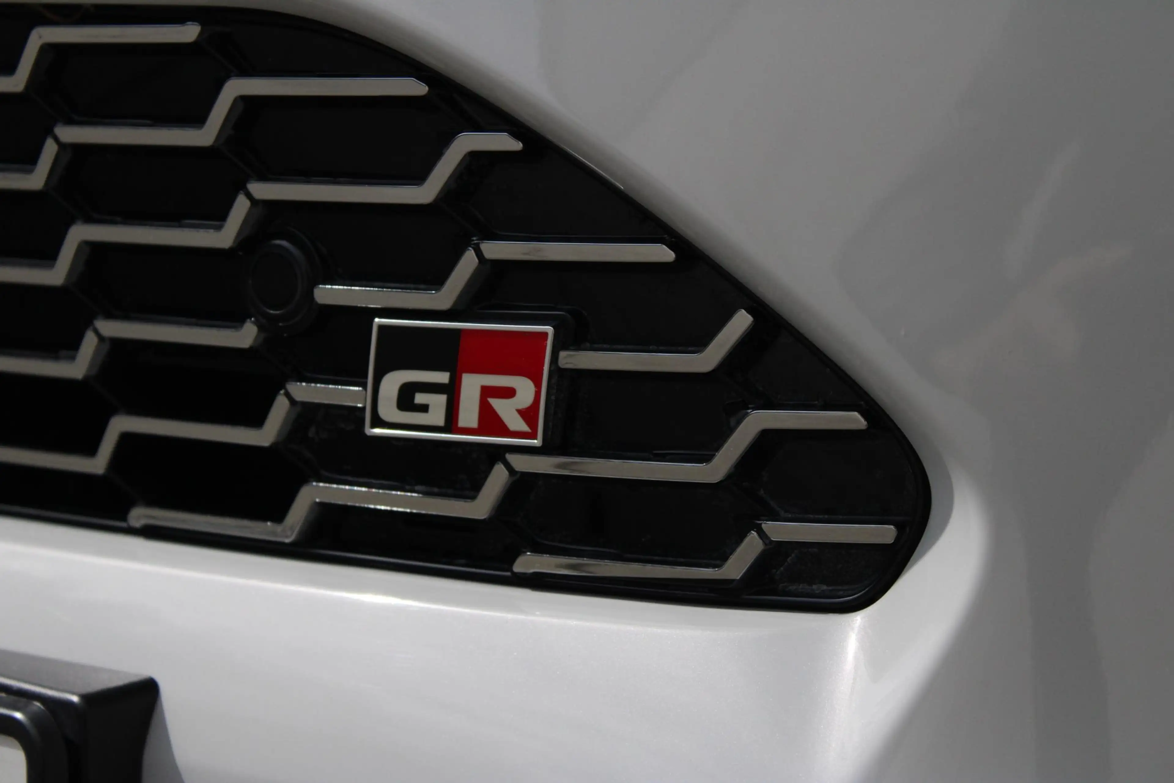 Toyota Yaris Cross 1.5 Hybrid GR Sport / JBL / ELEKTR A.KLEP / TWO TO — photo 27