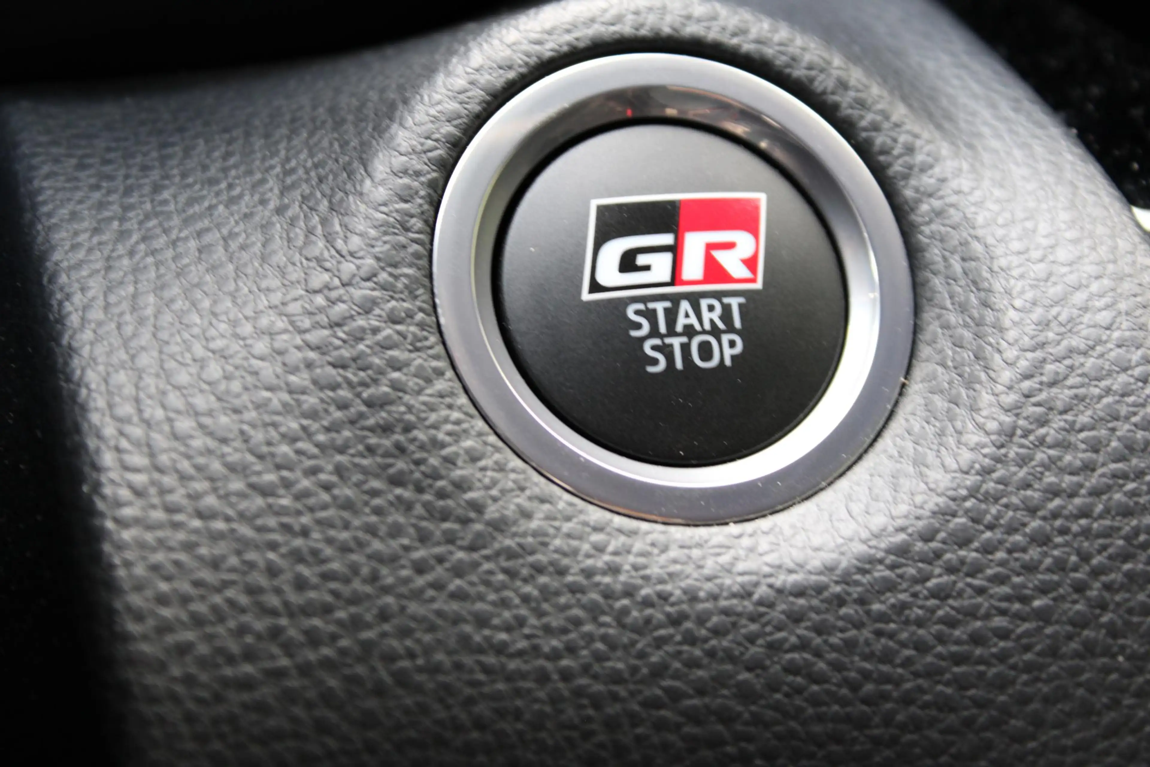 Toyota Yaris Cross 1.5 Hybrid GR Sport / JBL / ELEKTR A.KLEP / TWO TO — photo 12