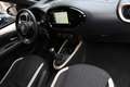 Toyota Aygo X 1.0 VVT-i MT Pulse Navi LED Camera ACC 6000km! Goud - thumbnail 4