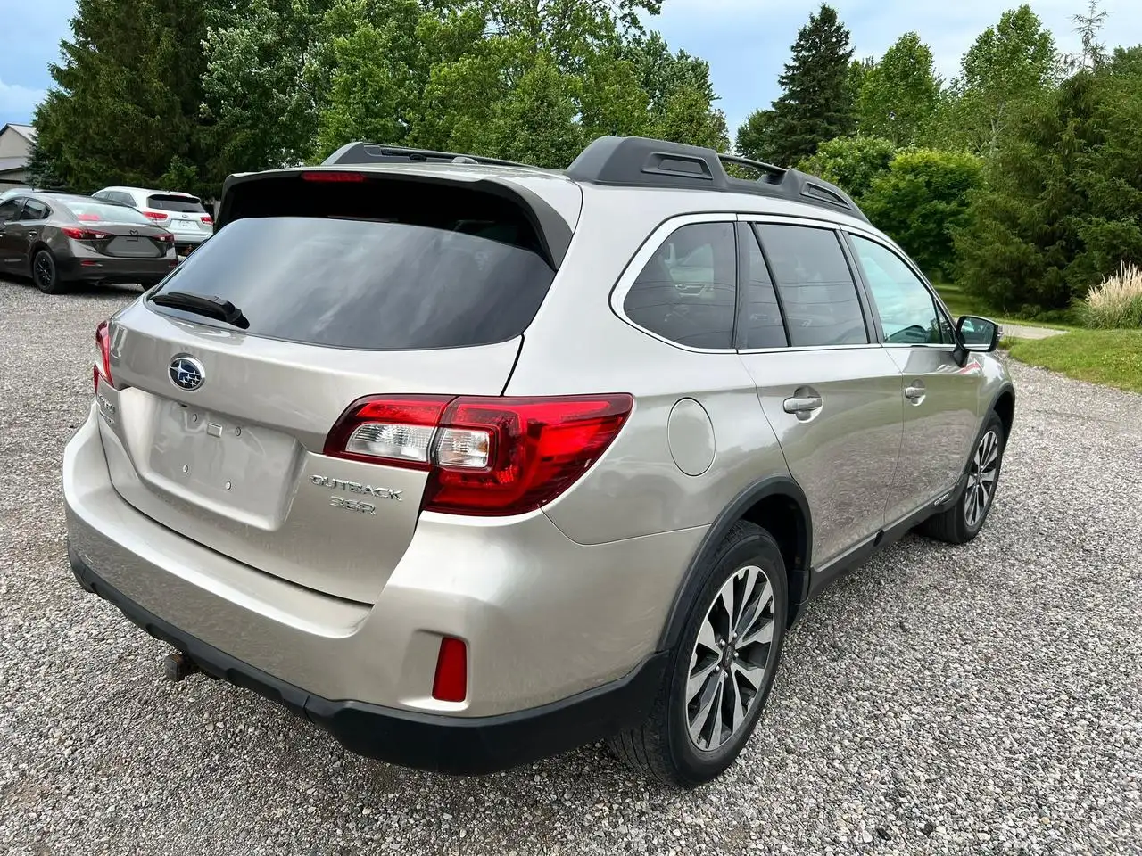Subaru OUTBACK photo Subaru OUTBACK