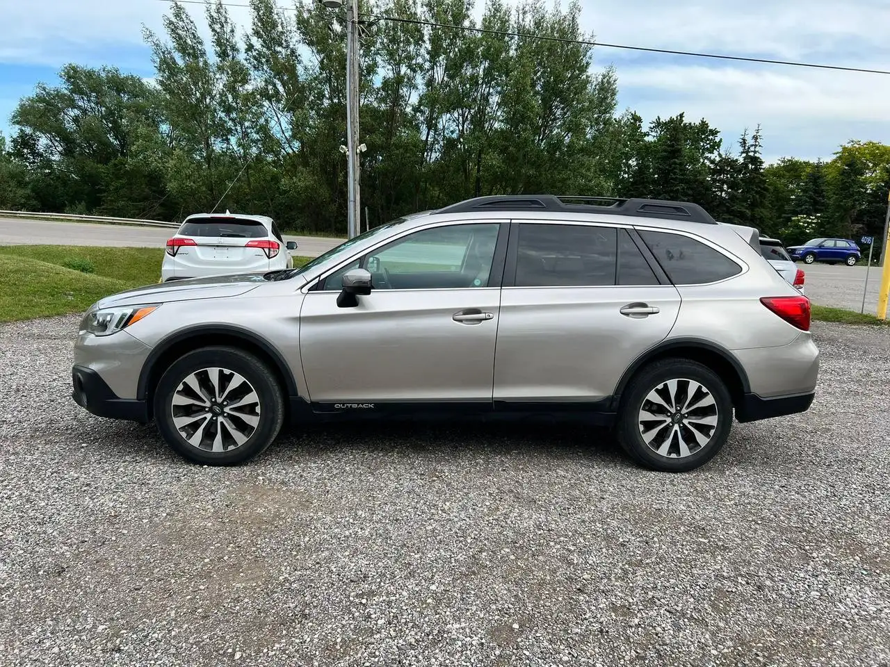 Subaru OUTBACK photo Subaru OUTBACK