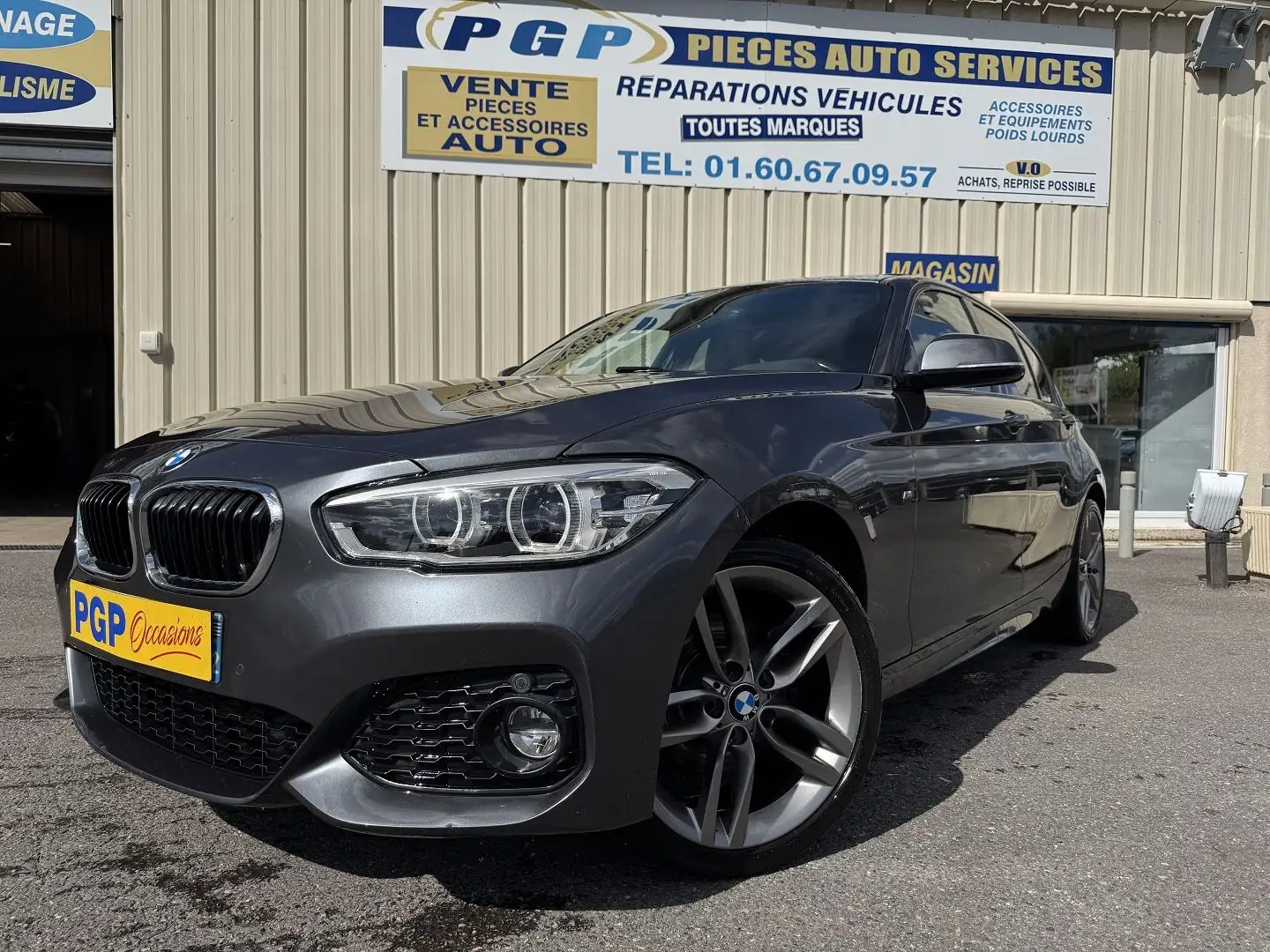 BMW 120 (F21/F20) 120DA XDRIVE 190CH M SPORT 5P Grau - 1