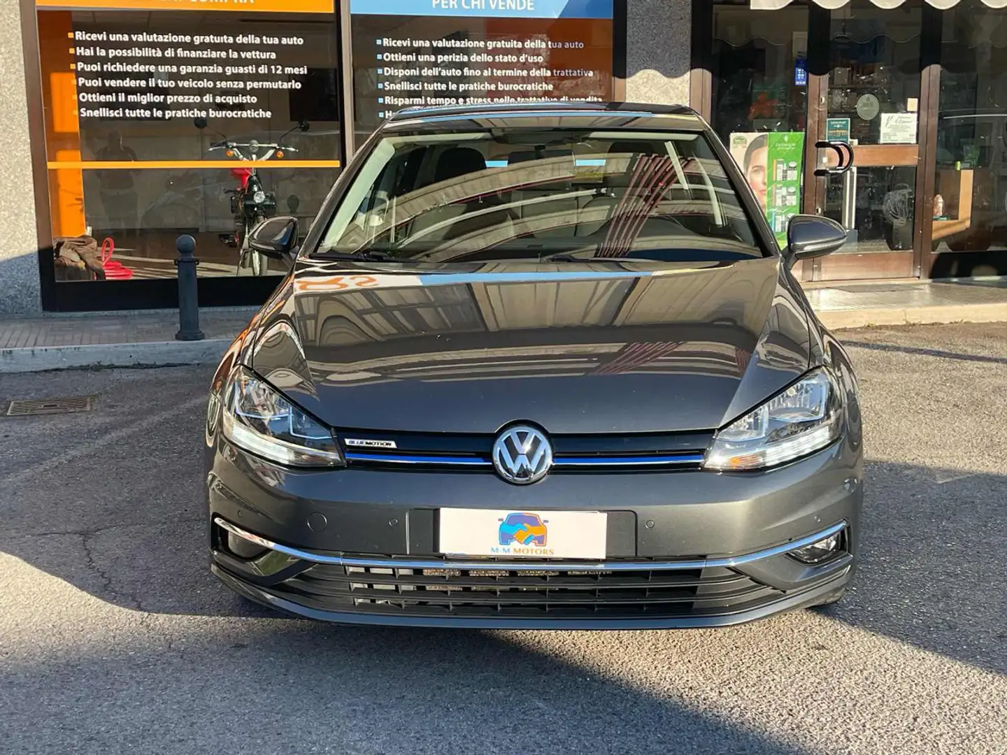Volkswagen Golf 1.5 TGI DSG 5p. Business BlueMotion Technology Szürke - 2